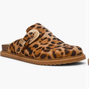 DV Dolce Vita YeeHaw Leopard Western Faux Calf Hair Clogs Sandals Mules Shoes